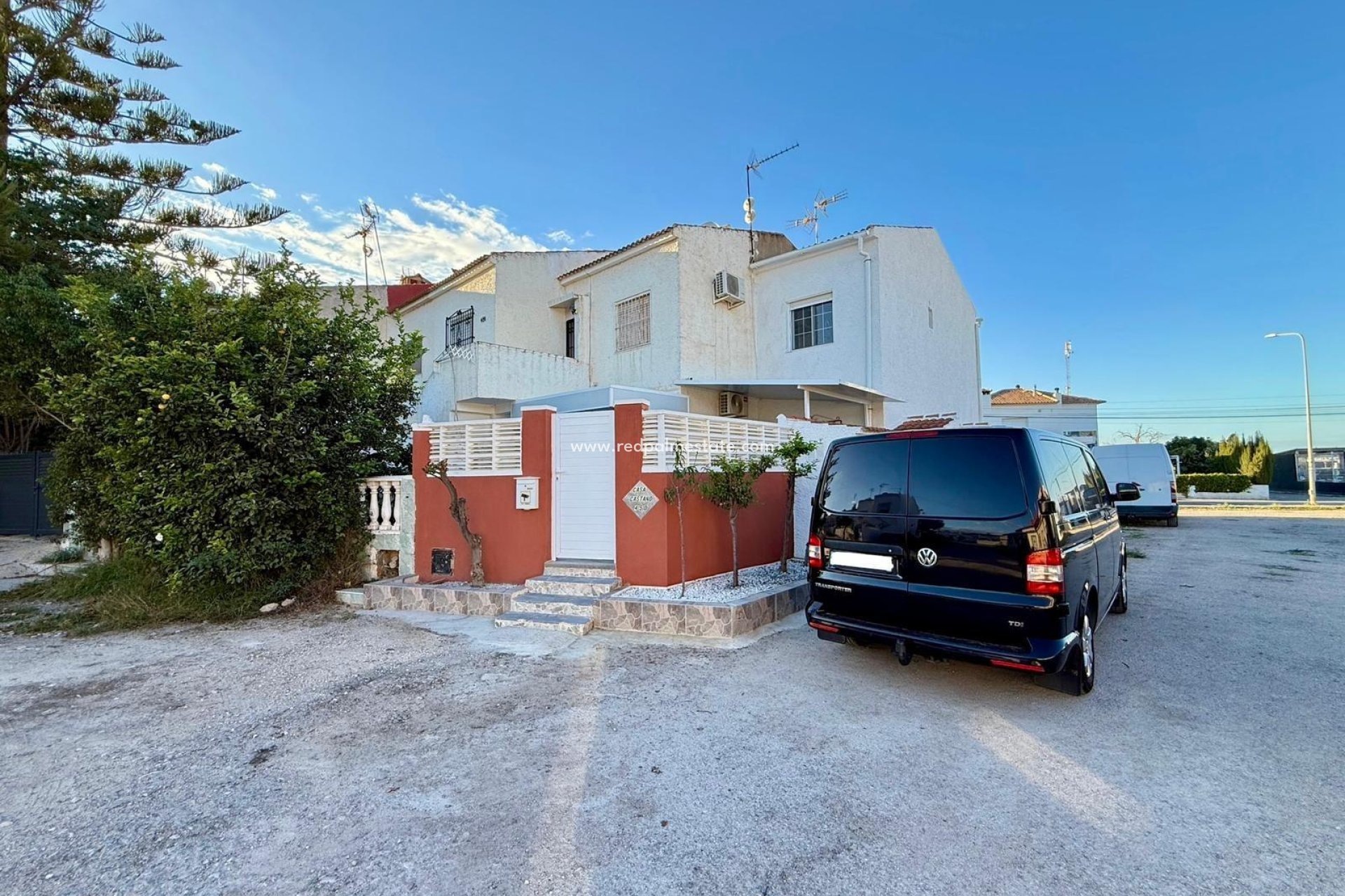 Resale - Bungalow -
Torrevieja - La Siesta - El Salado -  Torreta