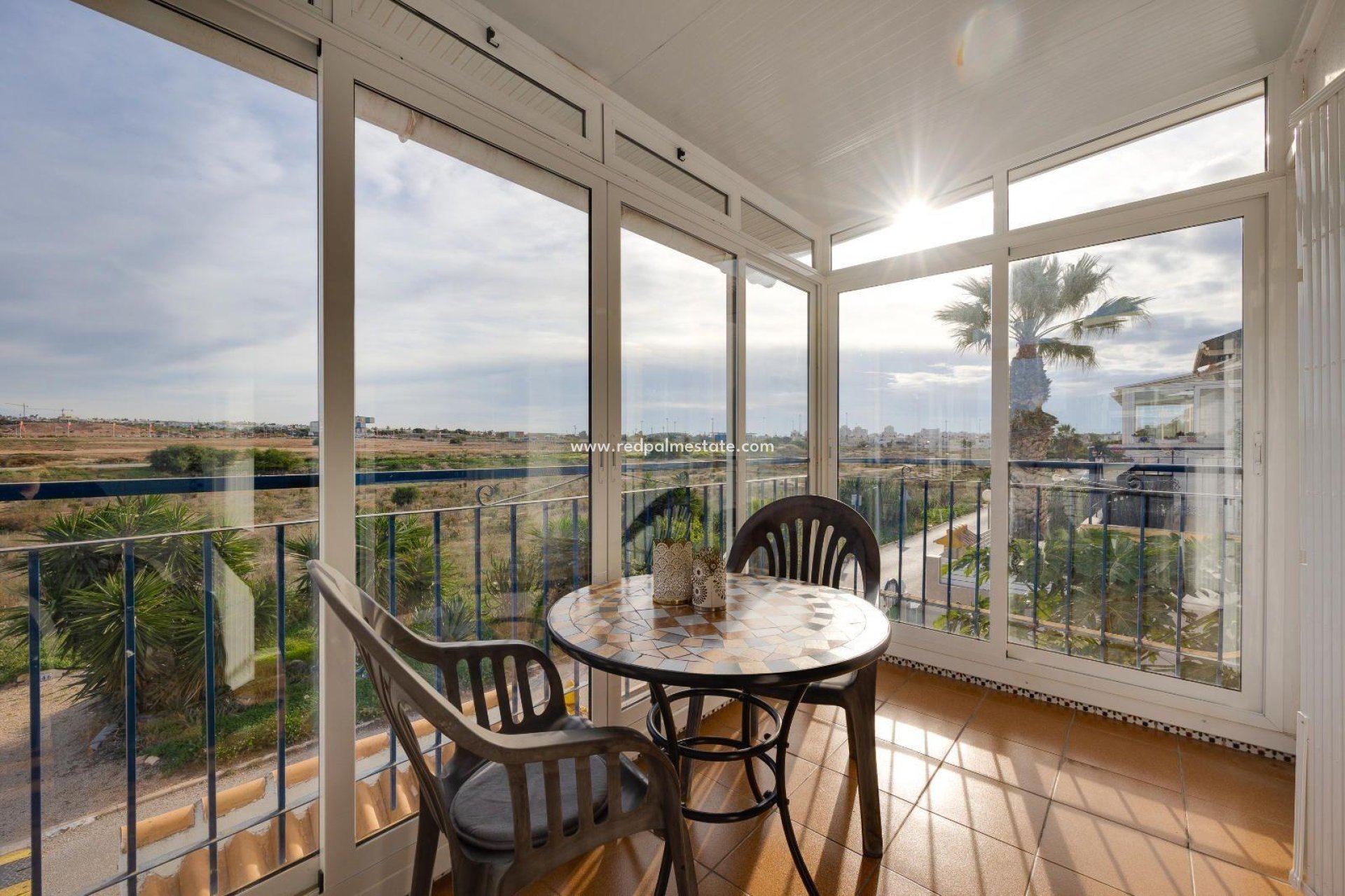 Resale - Bungalow -
Torrevieja - La Siesta - El Salado - Torreta