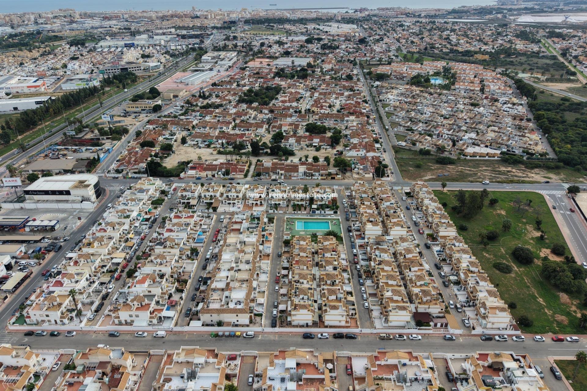 Resale - Bungalow -
Torrevieja - La Siesta - El Salado -  Torreta