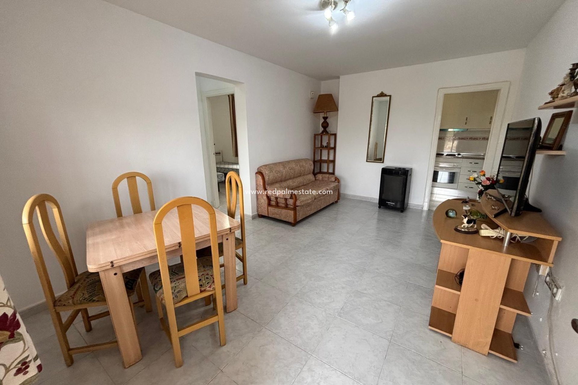 Resale - Bungalow -
Torrevieja - La Siesta - El Salado - Torreta