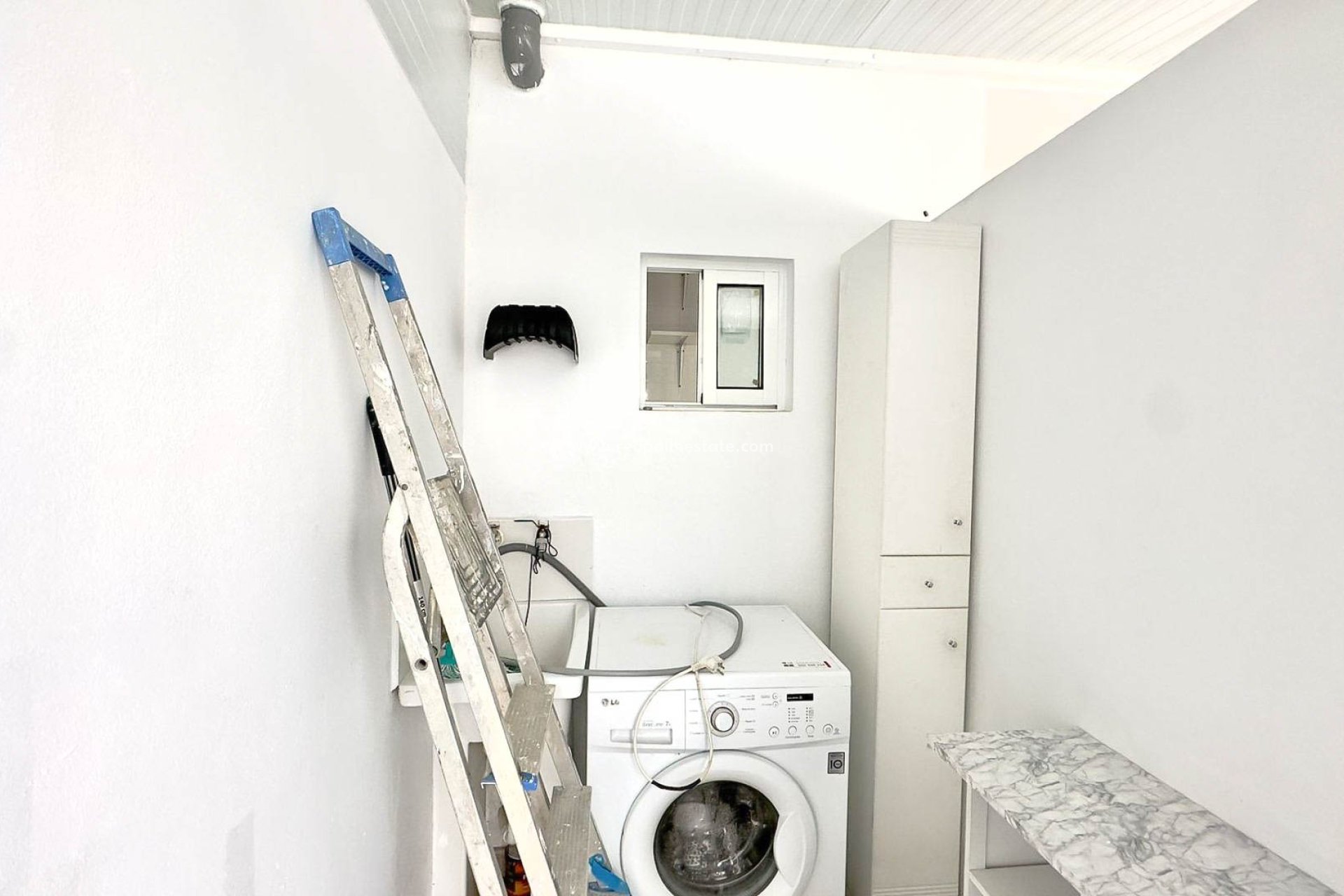 Resale - Bungalow -
Torrevieja - La Siesta - El Salado - Torreta