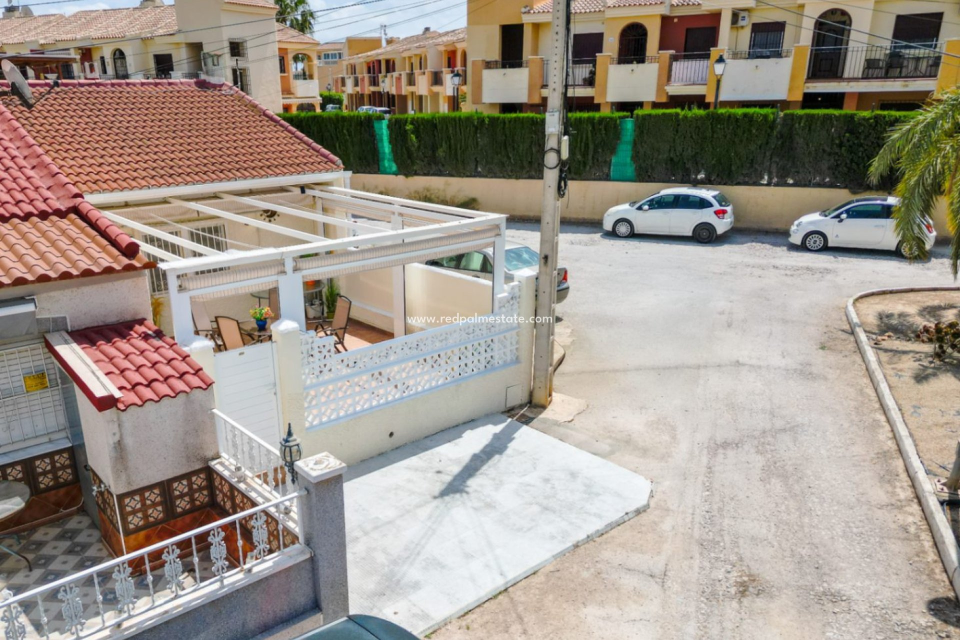 Resale - Bungalow -
Torrevieja - La Siesta - El Salado - Torreta