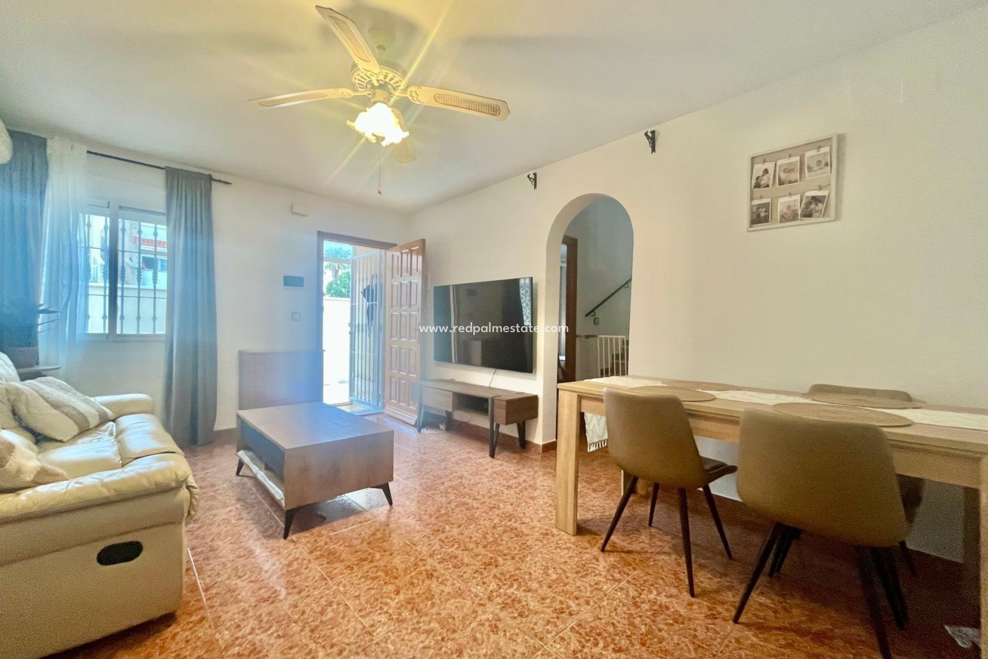 Resale - Bungalow -
Torrevieja - La Siesta - El Salado -  Torreta