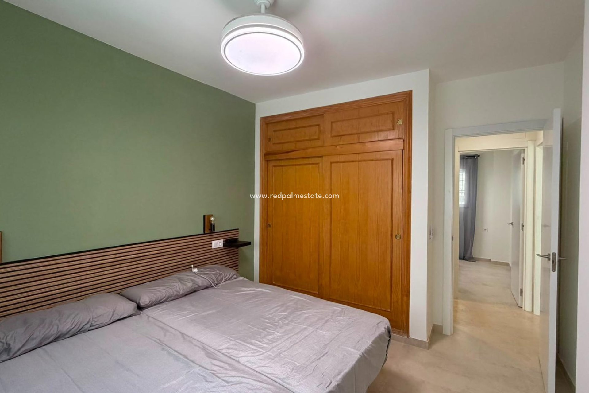 Resale - Bungalow -
Torrevieja - La Veleta