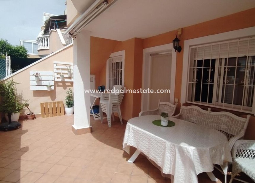 Resale - Bungalow -
Torrevieja - La Veleta