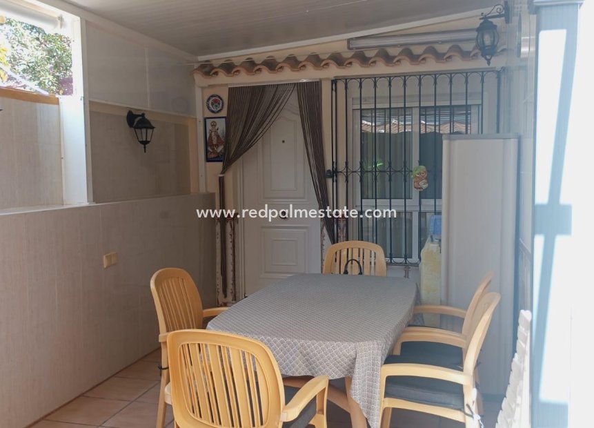 Resale - Bungalow -
Torrevieja - Los altos