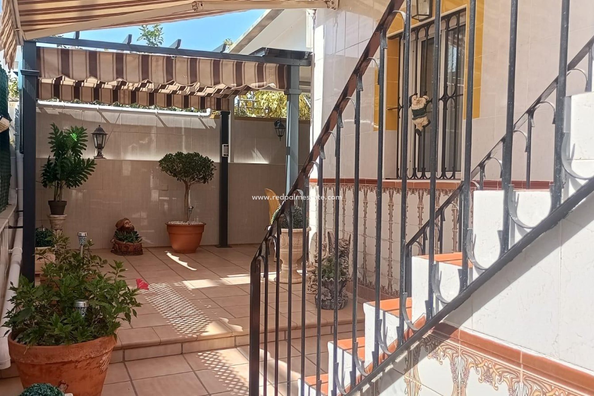 Resale - Bungalow -
Torrevieja - Los altos