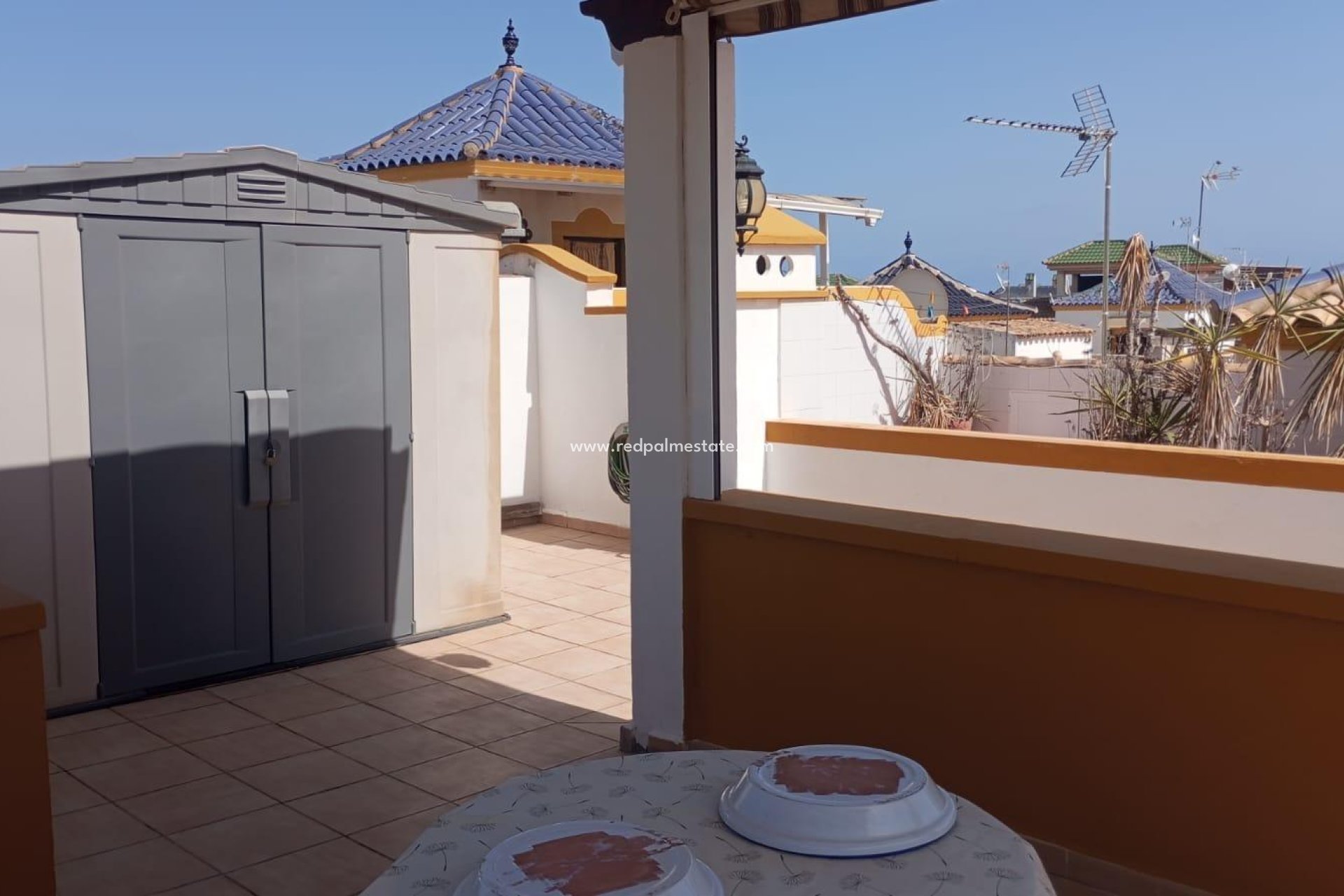 Resale - Bungalow -
Torrevieja - Los altos