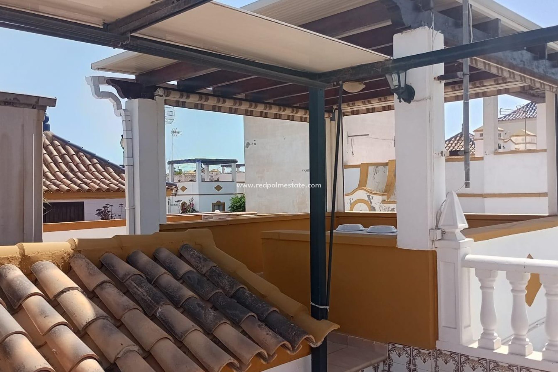 Resale - Bungalow -
Torrevieja - Los altos