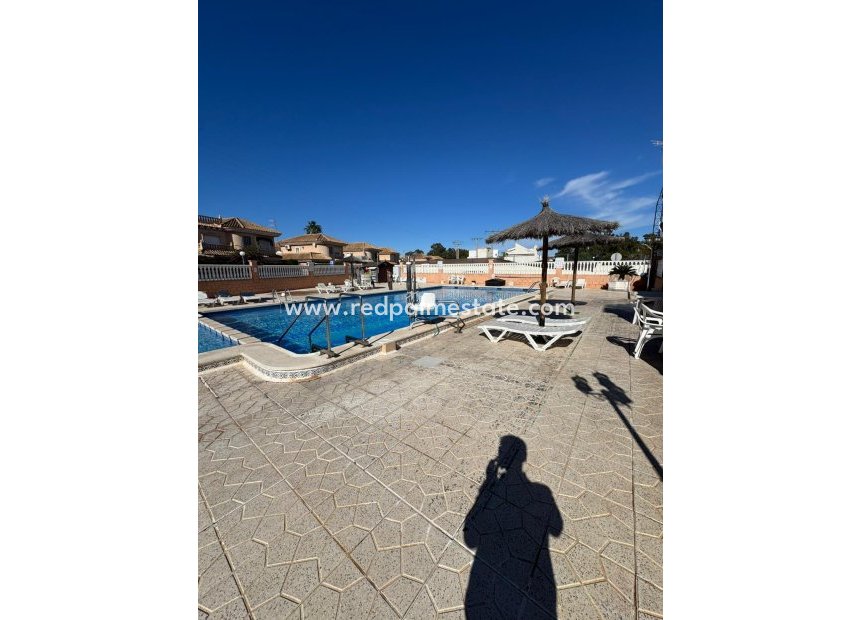 Resale - Bungalow -
Torrevieja - Los Altos