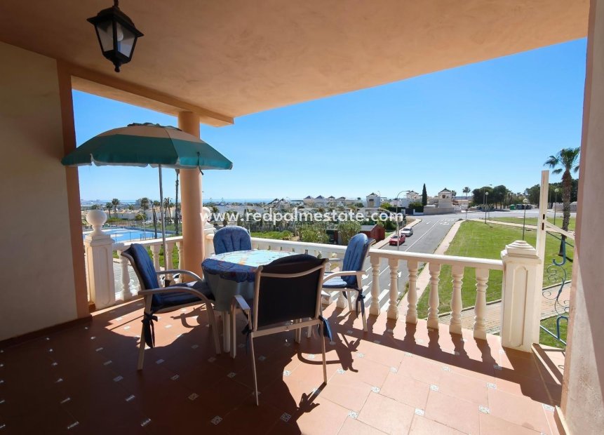 Resale - Bungalow -
Torrevieja - Los balcones