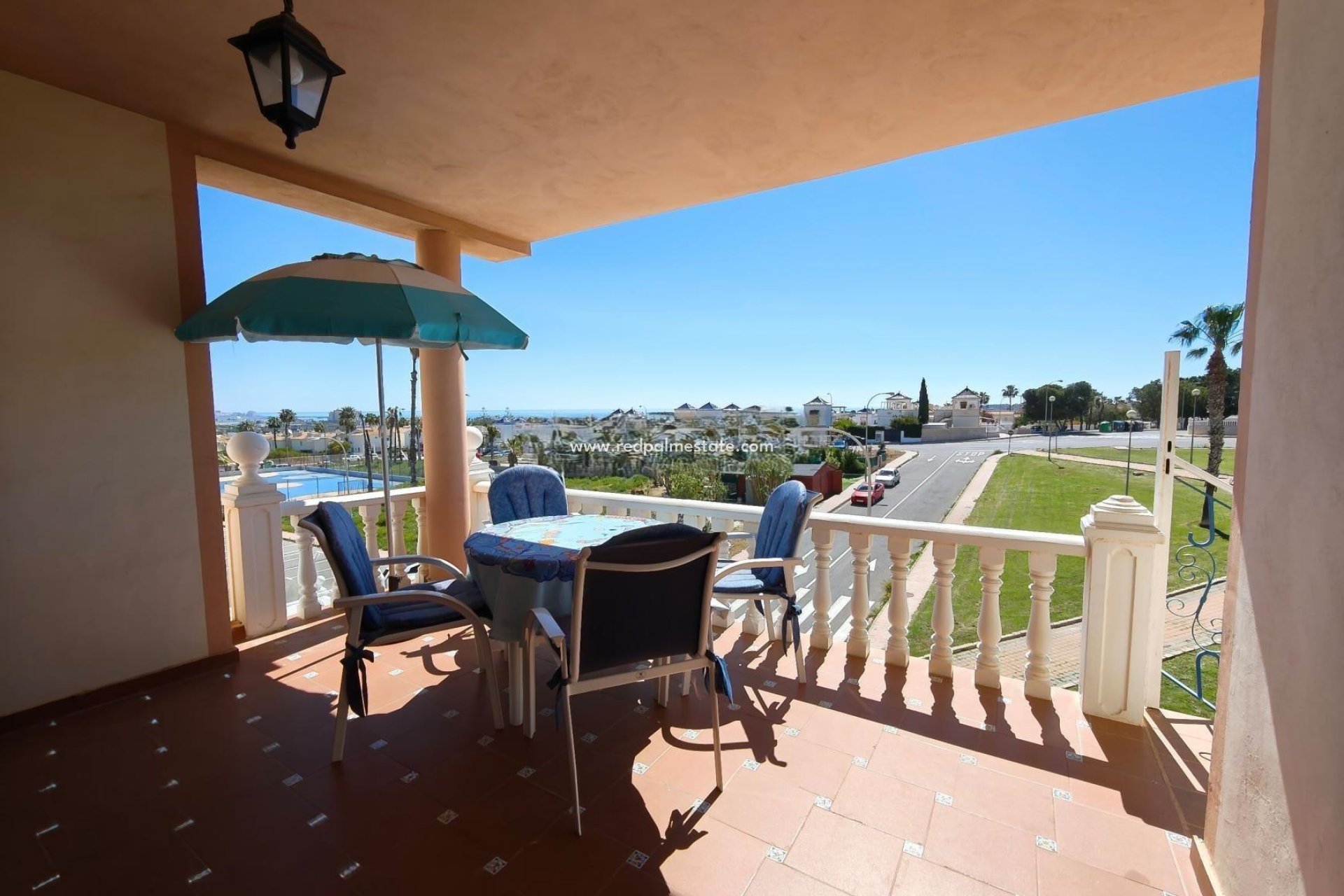 Resale - Bungalow -
Torrevieja - Los balcones