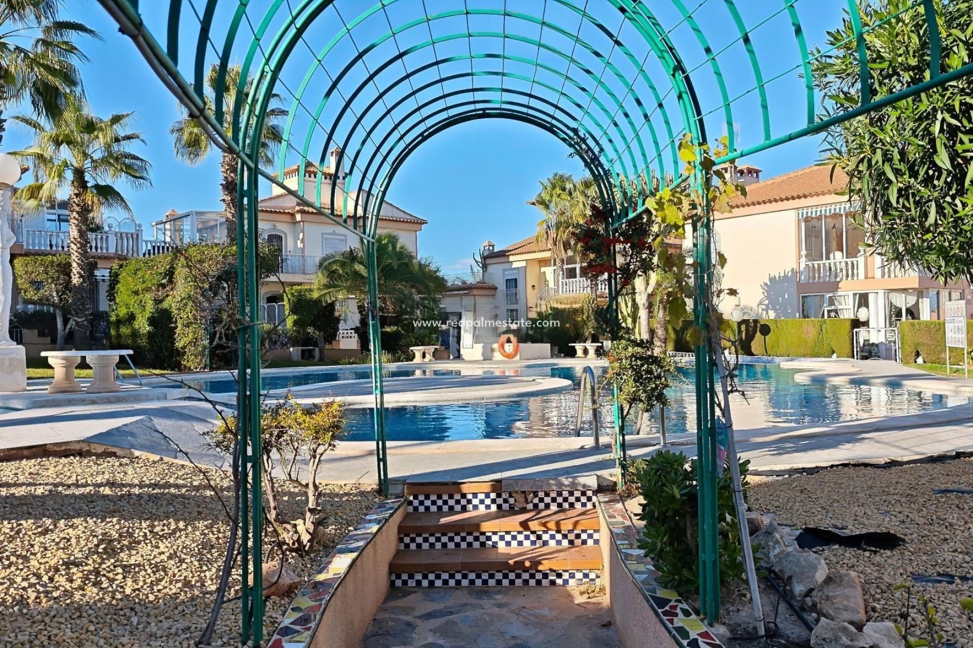 Resale - Bungalow -
Torrevieja - Los balcones