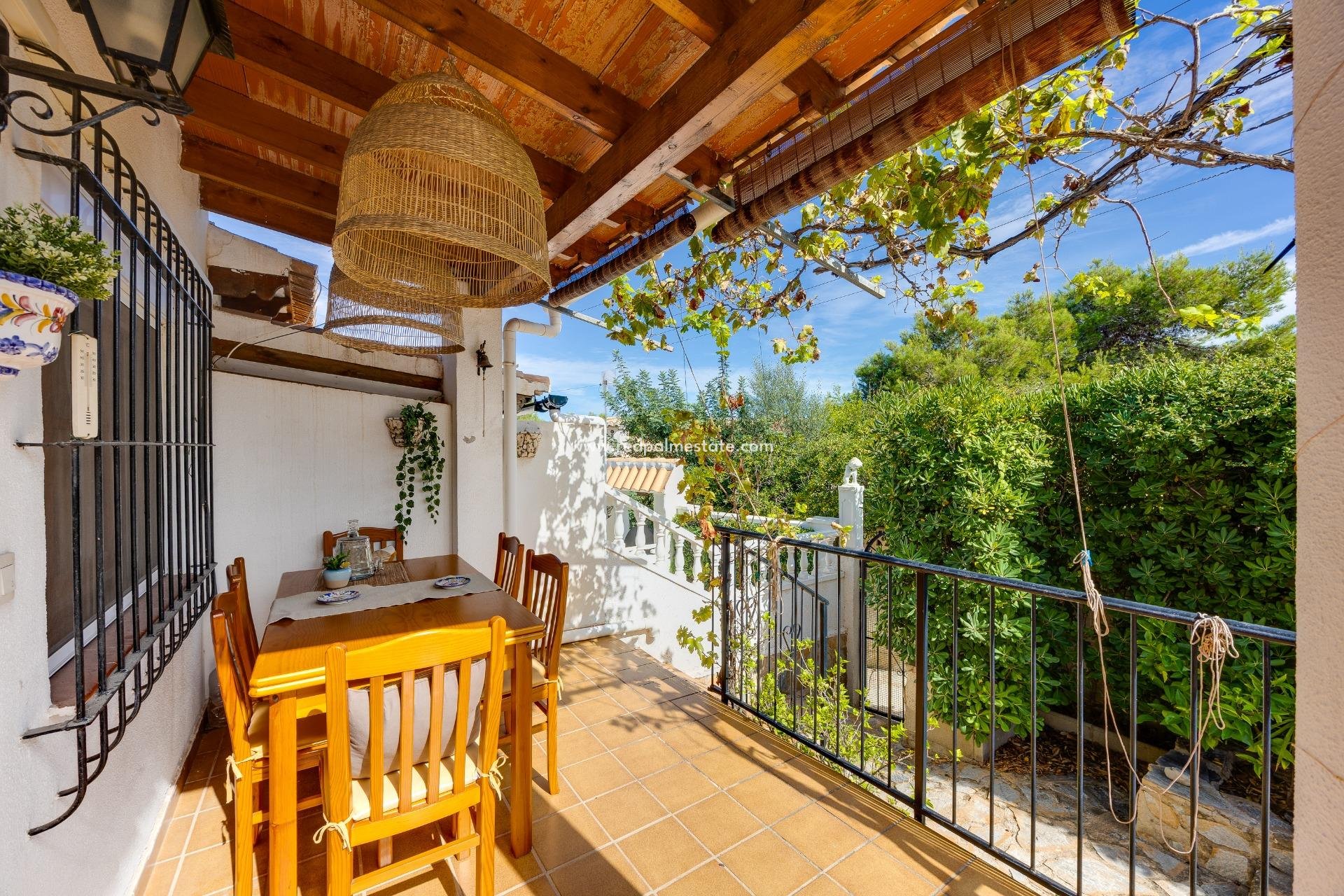 Resale - Bungalow -
Torrevieja - Los balcones