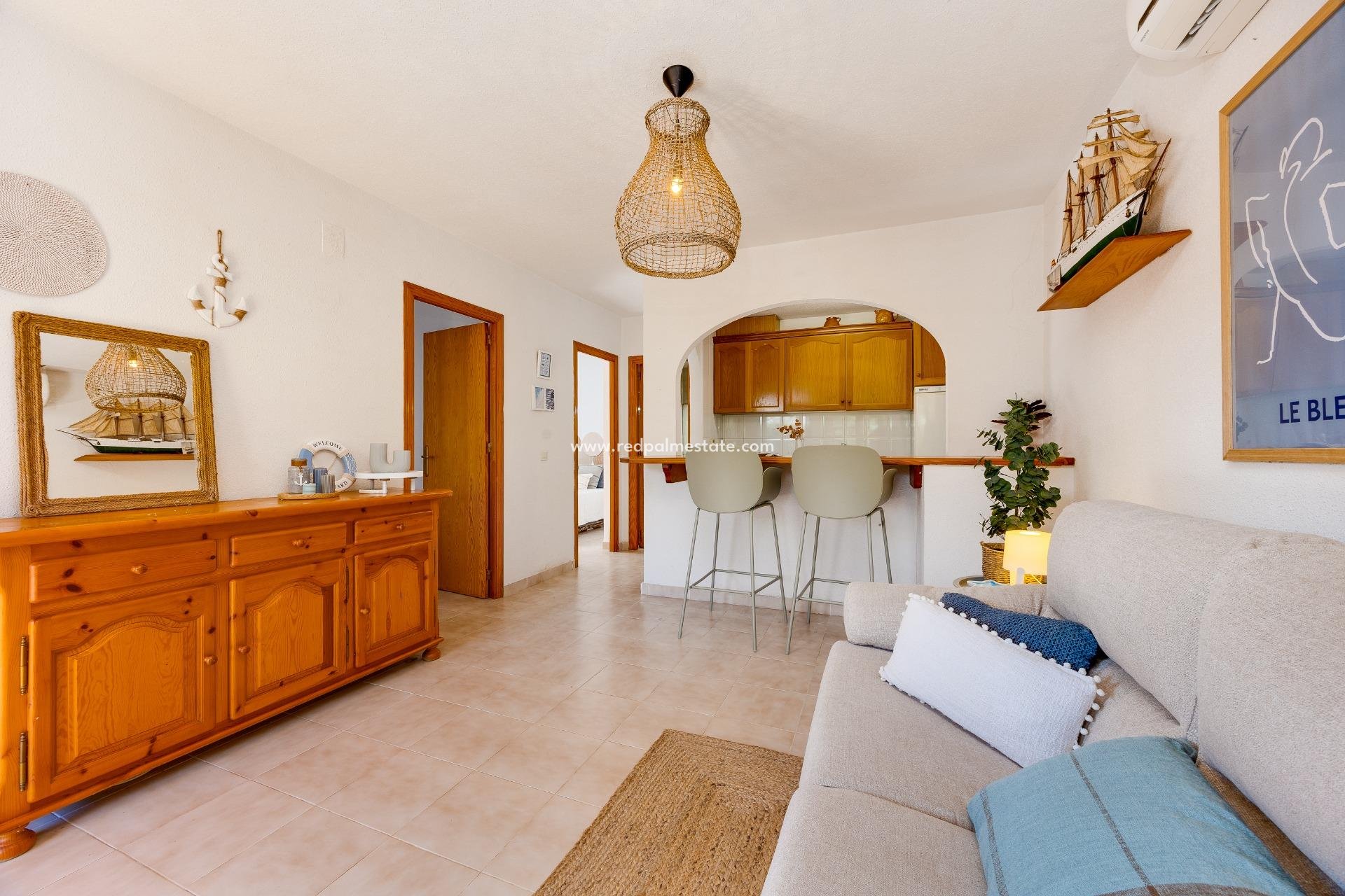 Resale - Bungalow -
Torrevieja - Los balcones