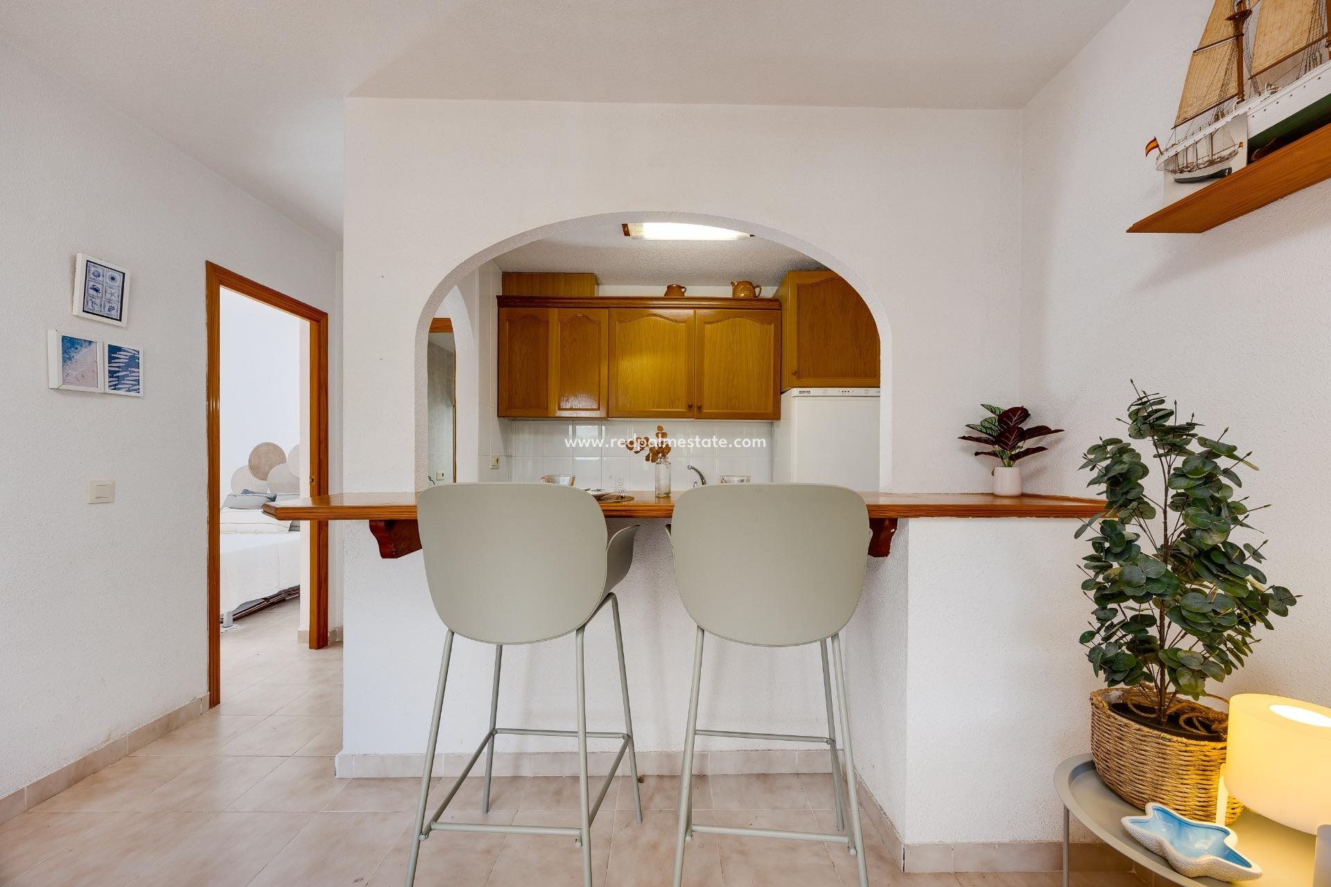 Resale - Bungalow -
Torrevieja - Los balcones