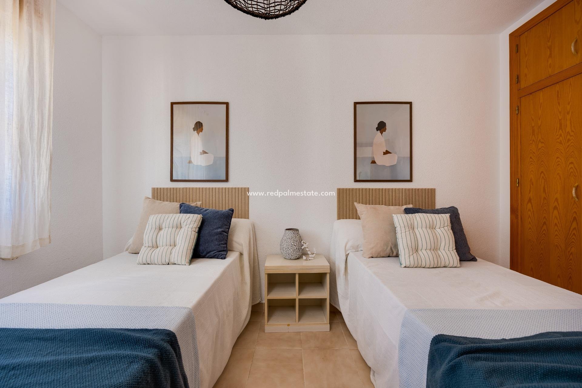 Resale - Bungalow -
Torrevieja - Los balcones
