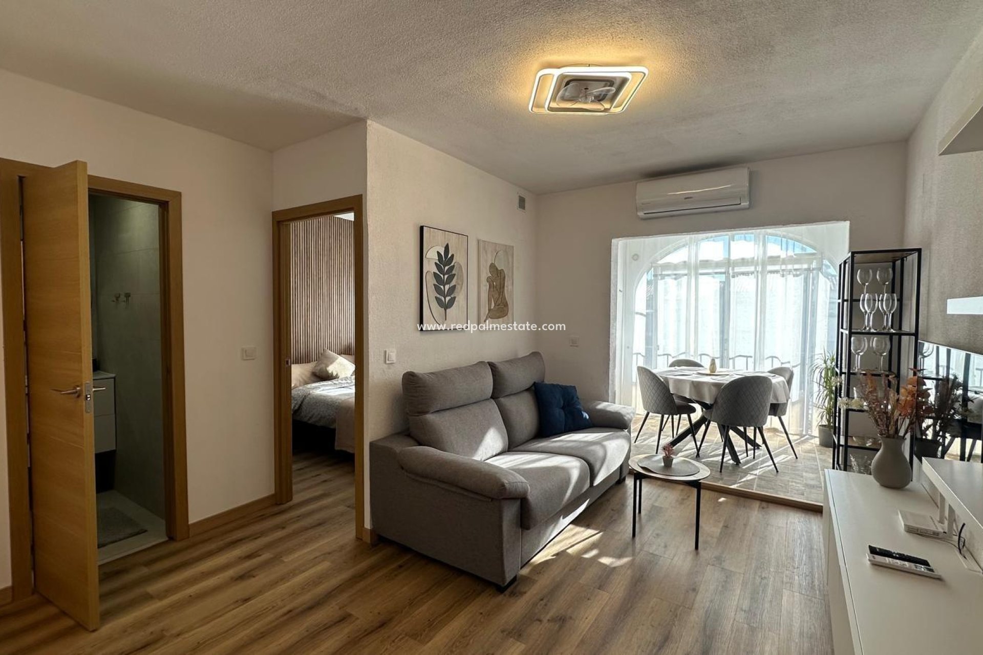 Resale - Bungalow -
Torrevieja - Los balcones