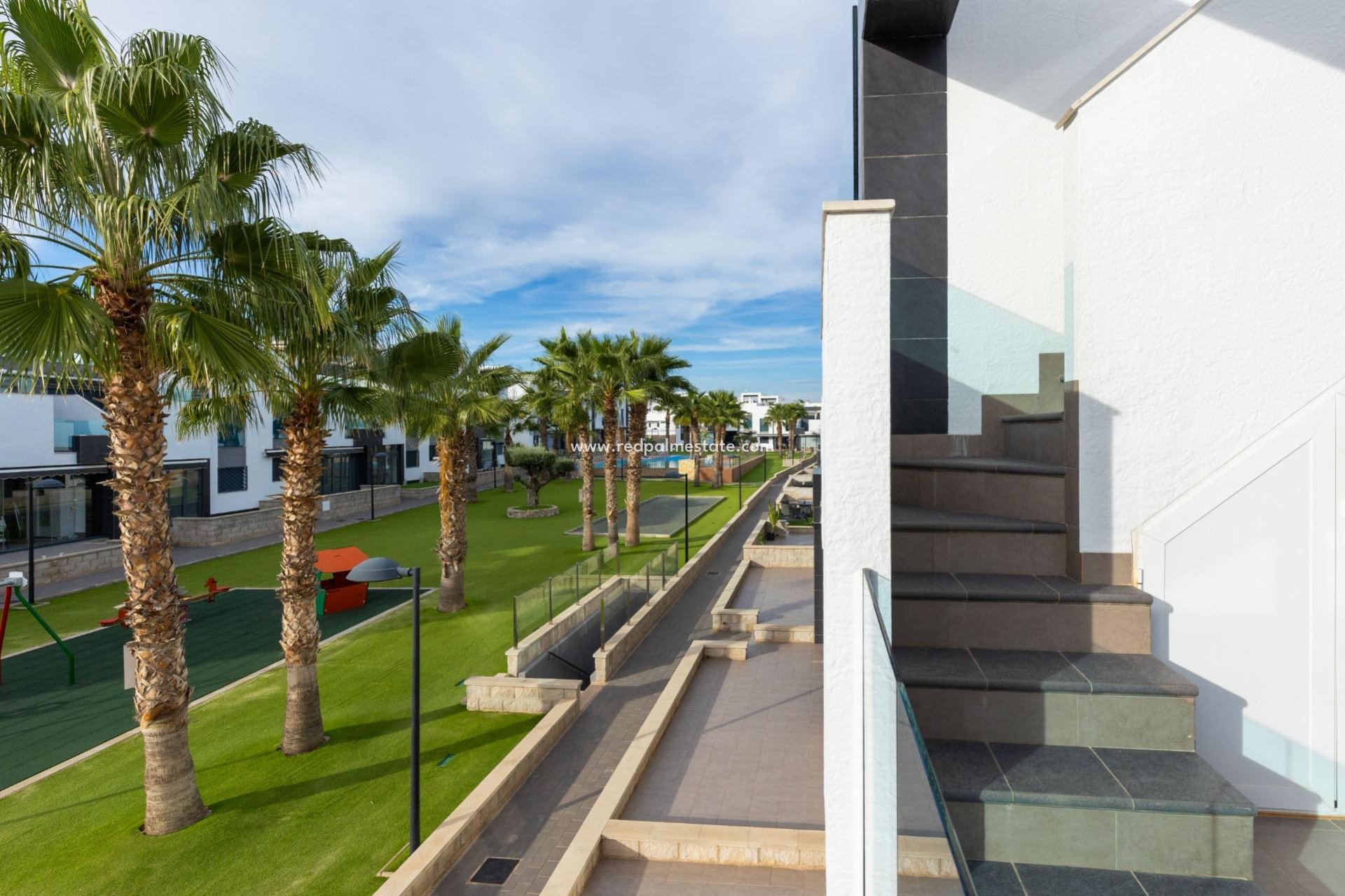 Resale - Bungalow -
Torrevieja - Los balcones