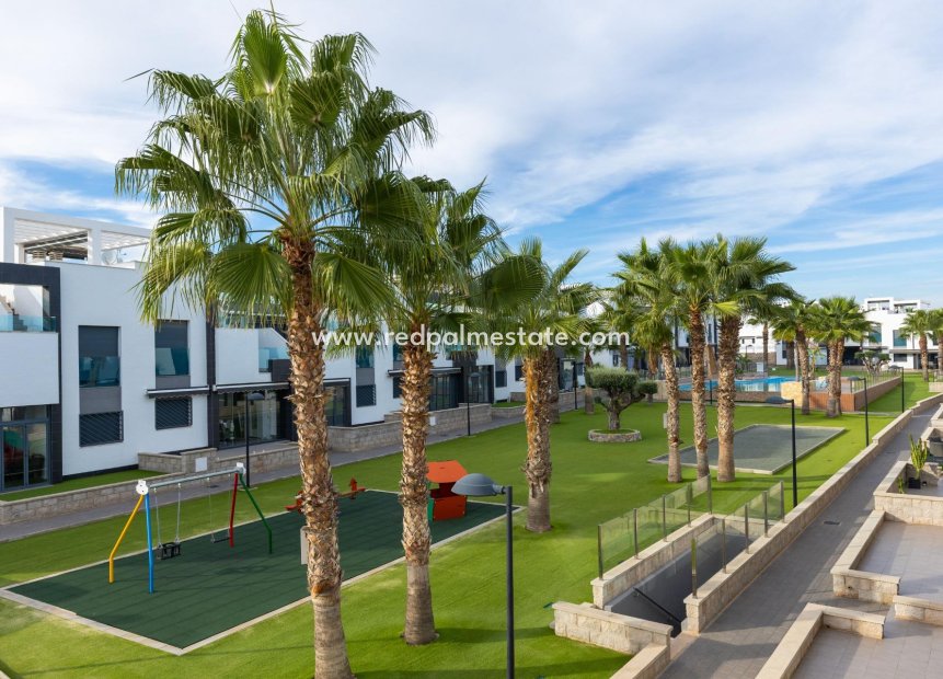 Resale - Bungalow -
Torrevieja - Los balcones
