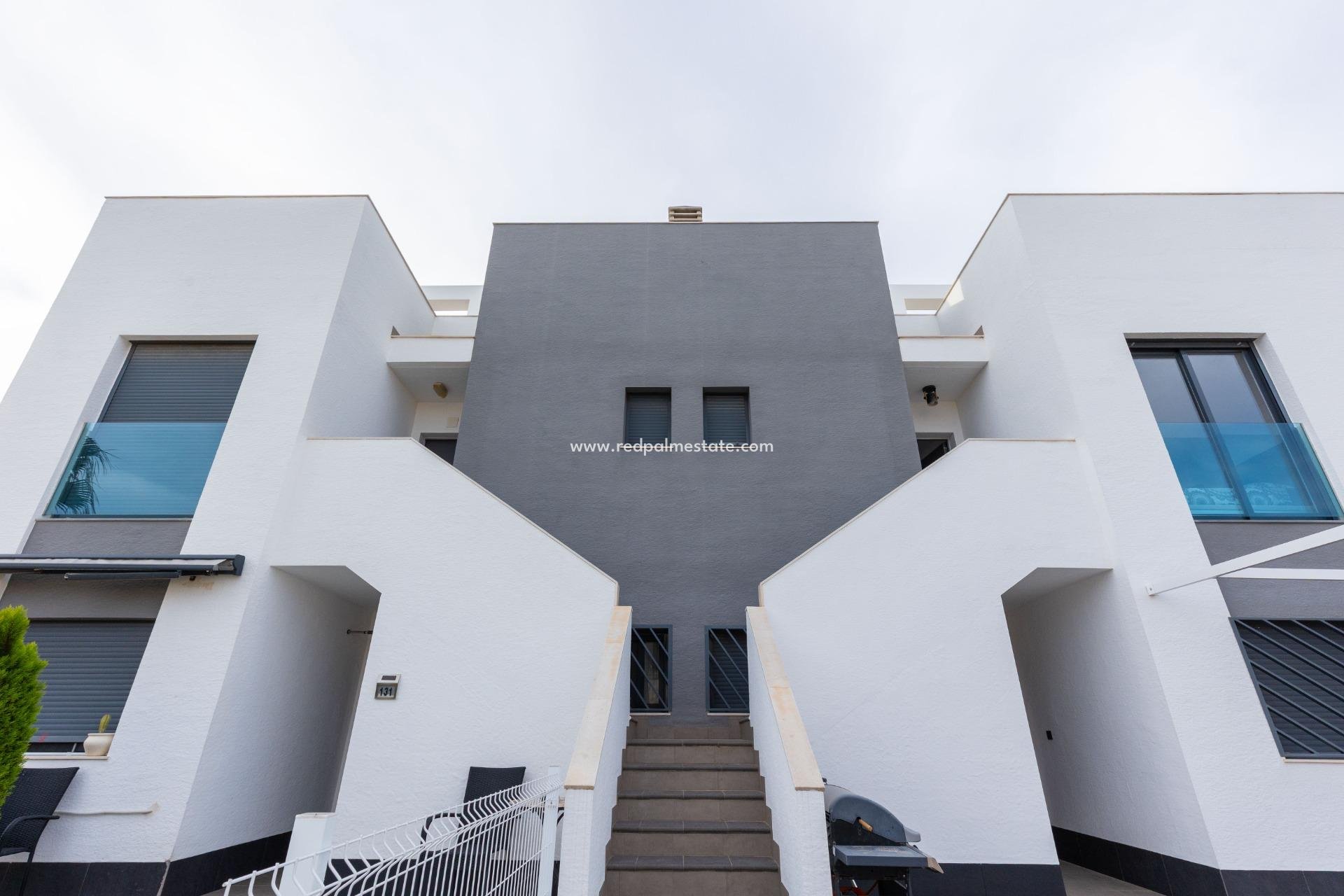 Resale - Bungalow -
Torrevieja - Los balcones