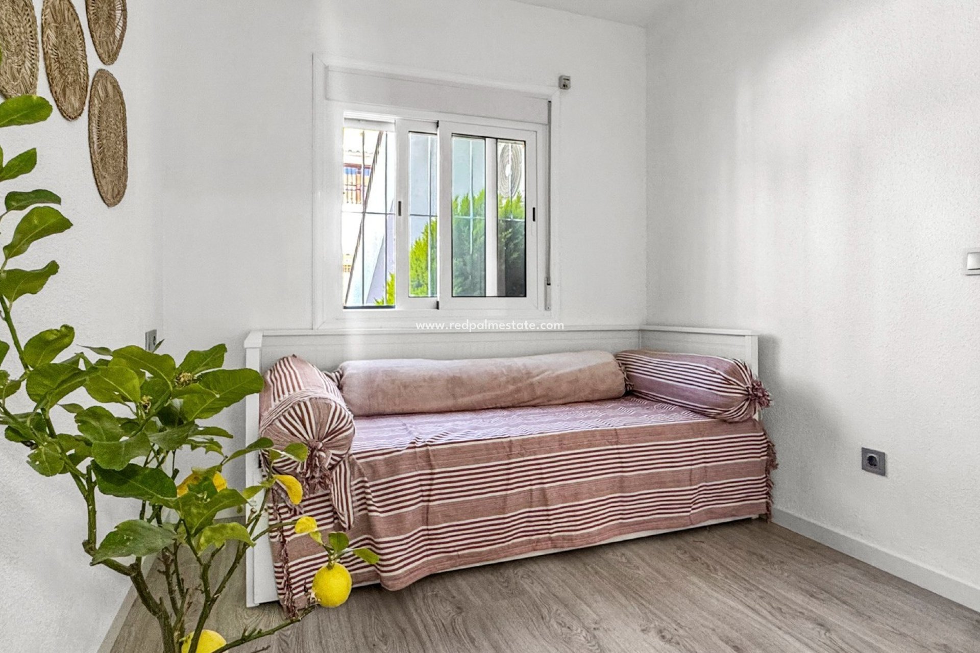 Resale - Bungalow -
Torrevieja - Los balcones