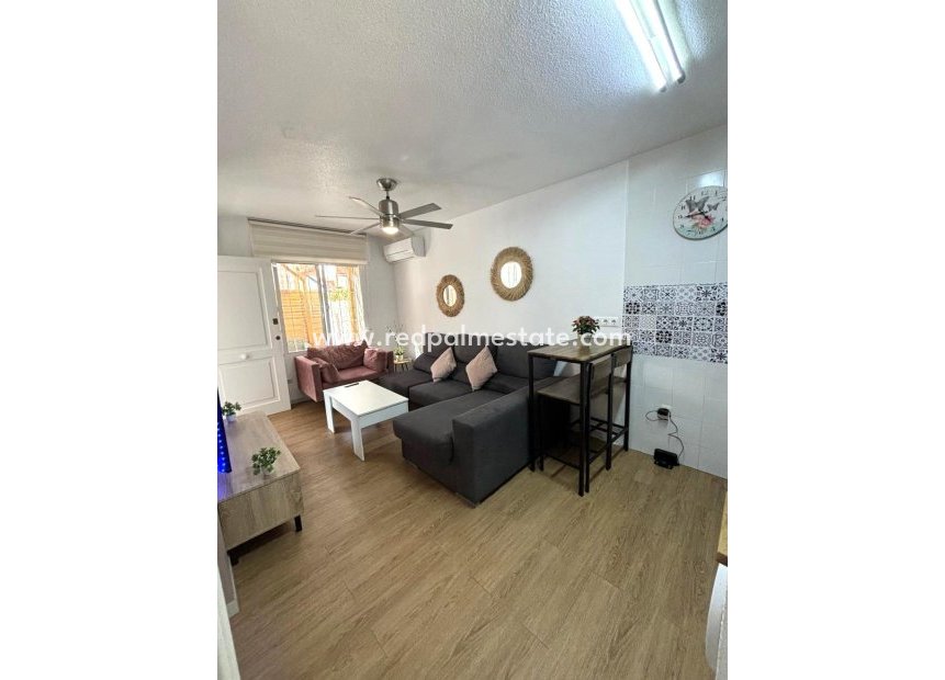 Resale - Bungalow -
Torrevieja - Los balcones