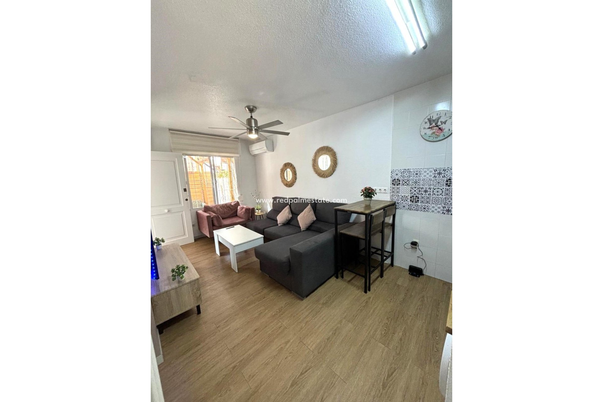 Resale - Bungalow -
Torrevieja - Los balcones