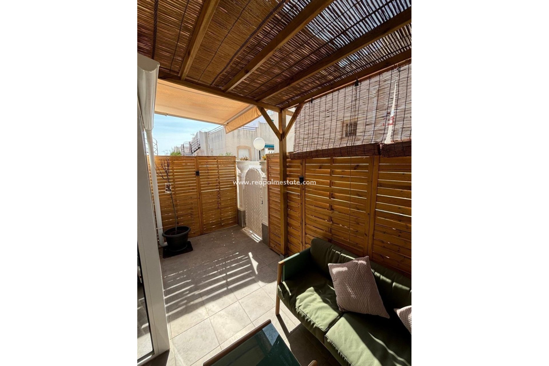 Resale - Bungalow -
Torrevieja - Los balcones