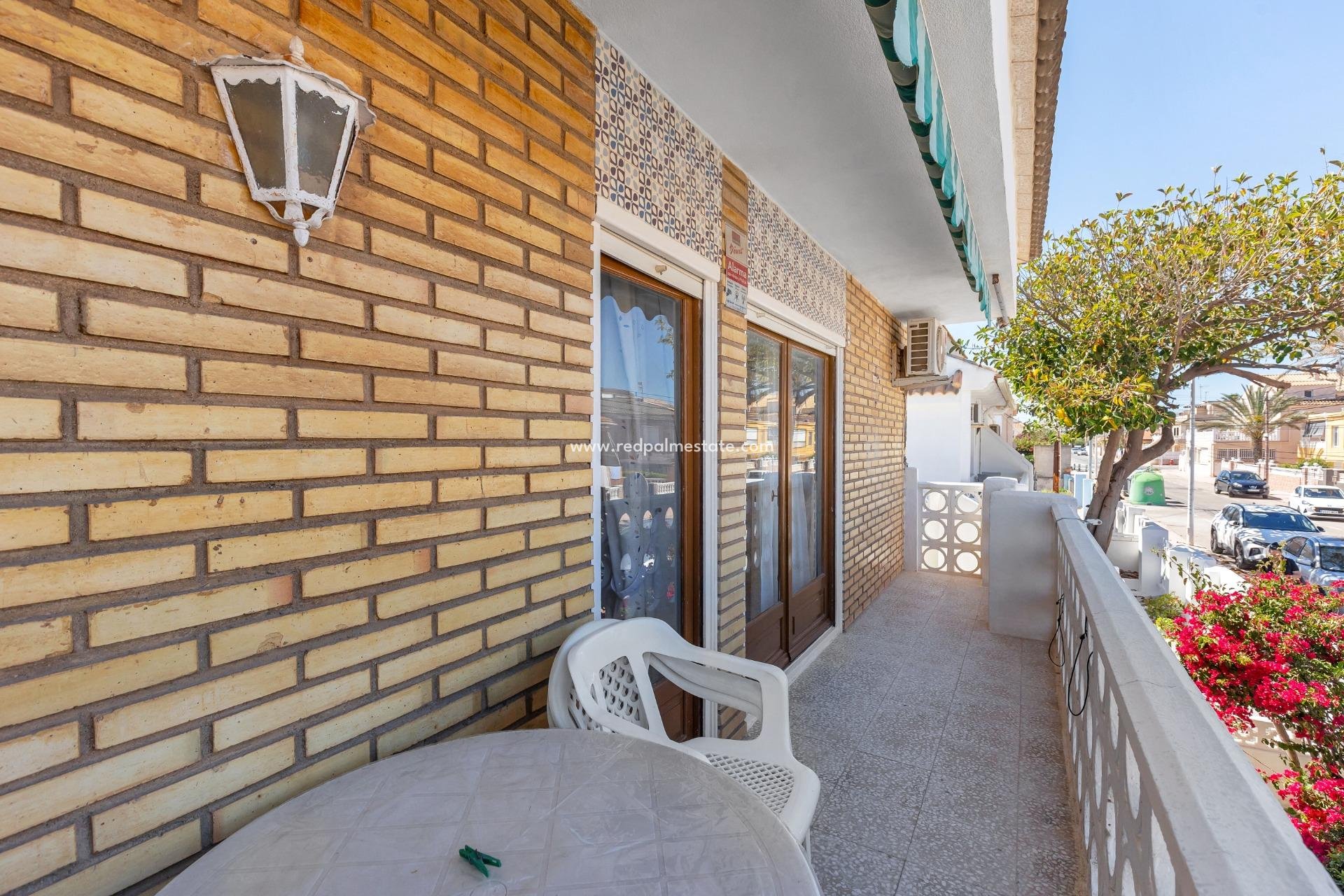 Resale - Bungalow -
Torrevieja - Los Europeos