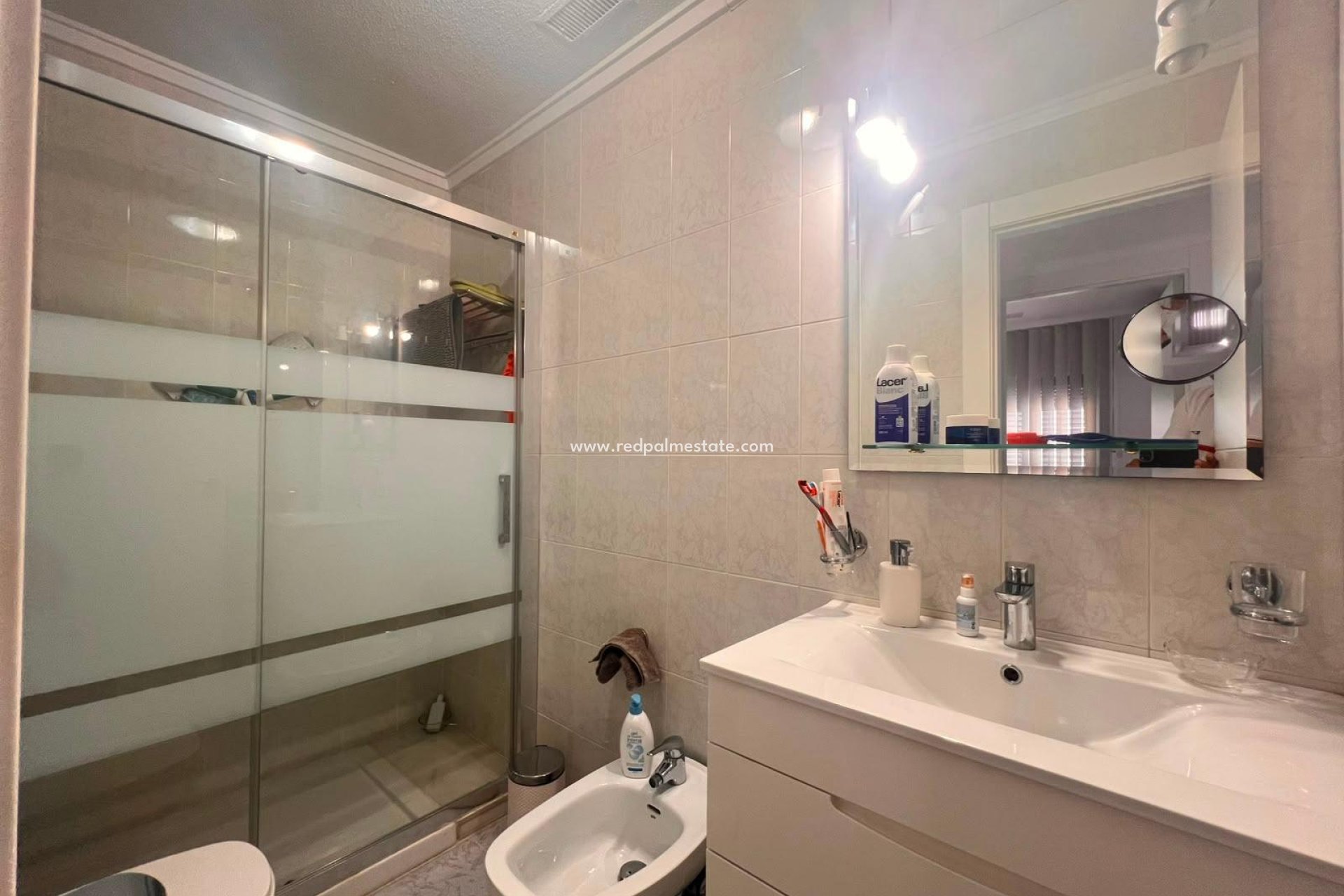 Resale - Bungalow -
Torrevieja - Nueva Torrevieja - Aguas Nuevas