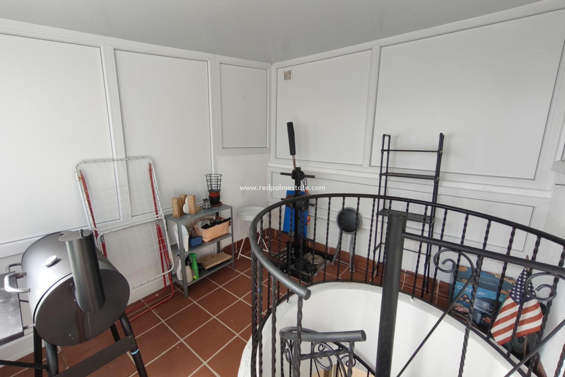 Resale - Bungalow -
Torrevieja - Parque Acuático - Sector 25