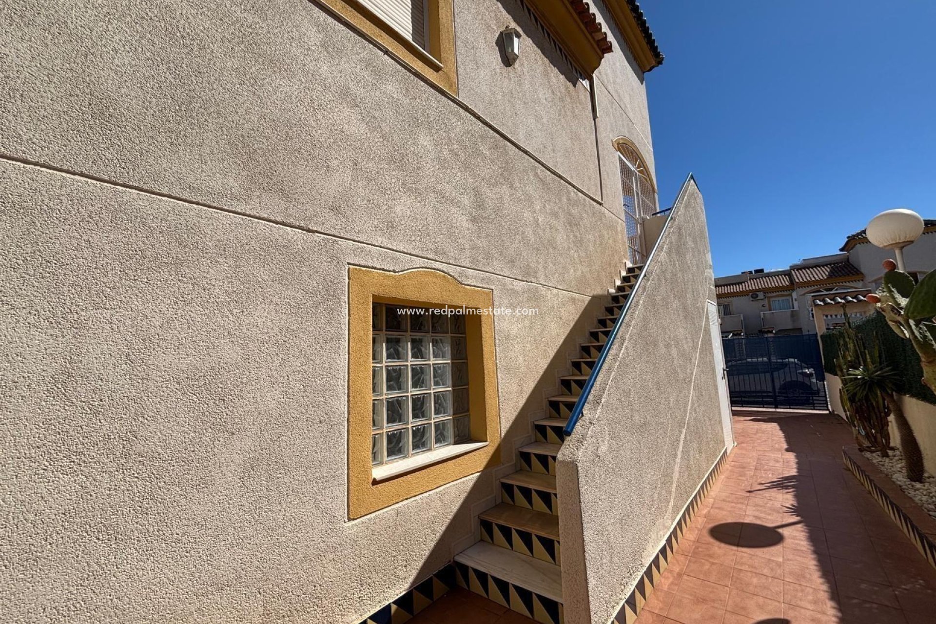 Resale - Bungalow -
Torrevieja - Parque las naciones