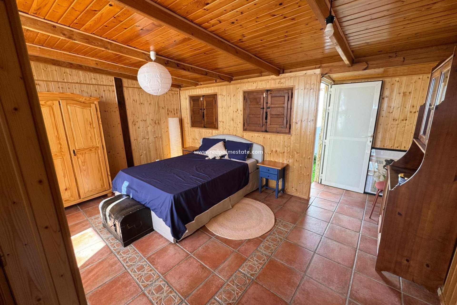 Resale - Bungalow -
Torrevieja - Punta prima