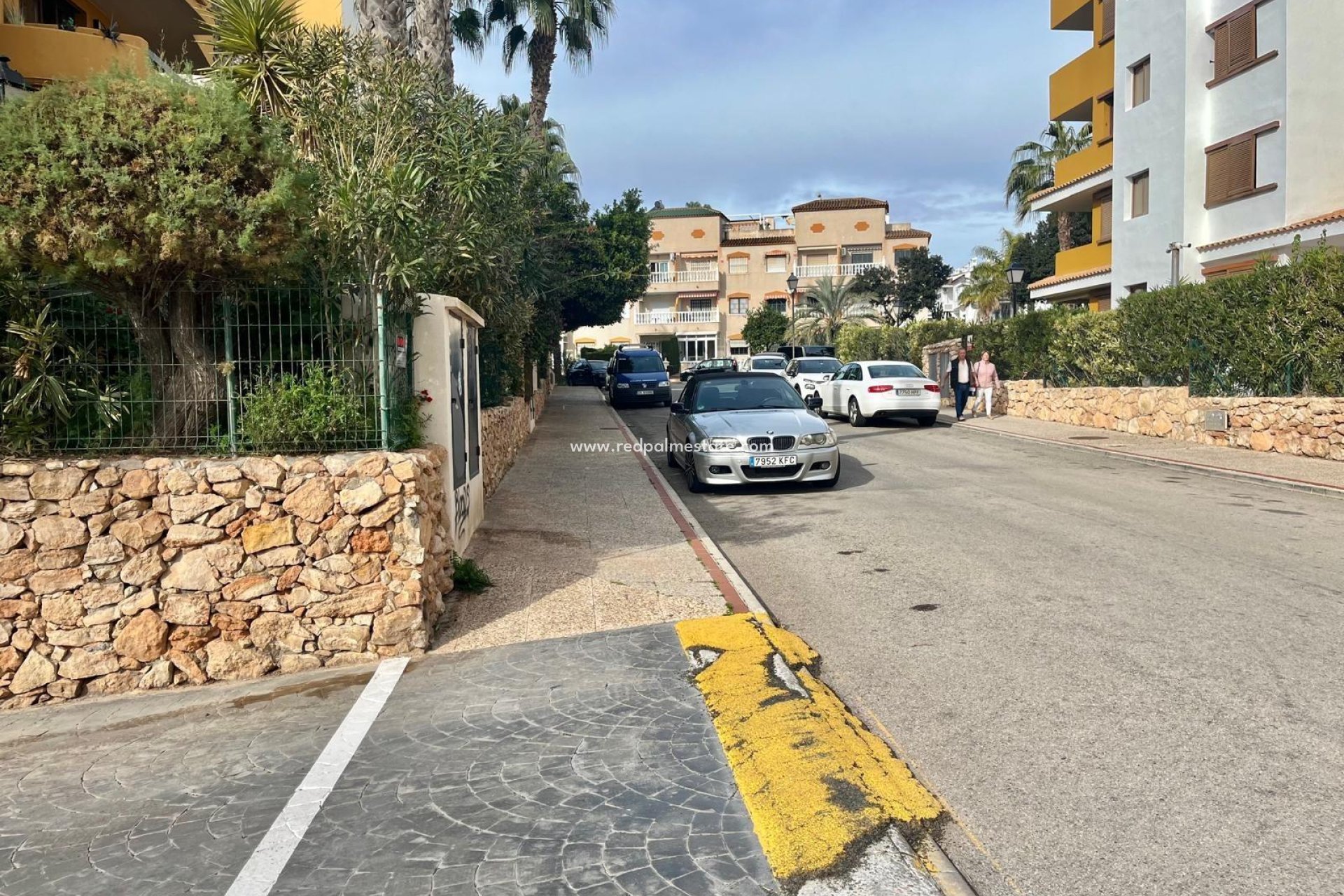 Resale - Bungalow -
Torrevieja - Punta prima