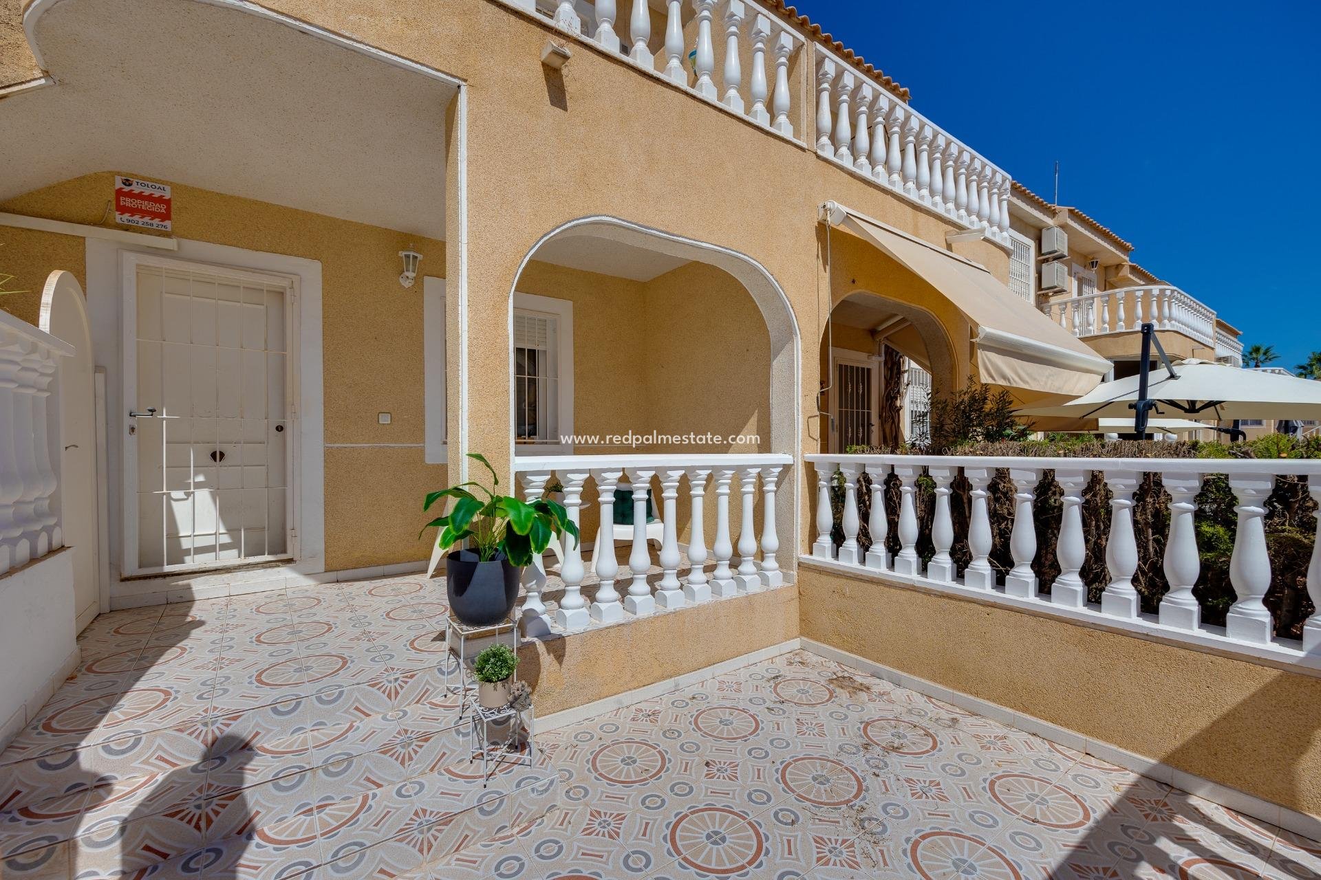 Resale - Bungalow -
Torrevieja - Rosaleda-los frutales