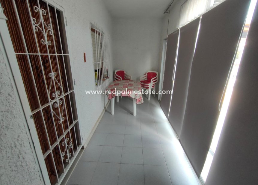 Resale - Bungalow -
Torrevieja - San Luis