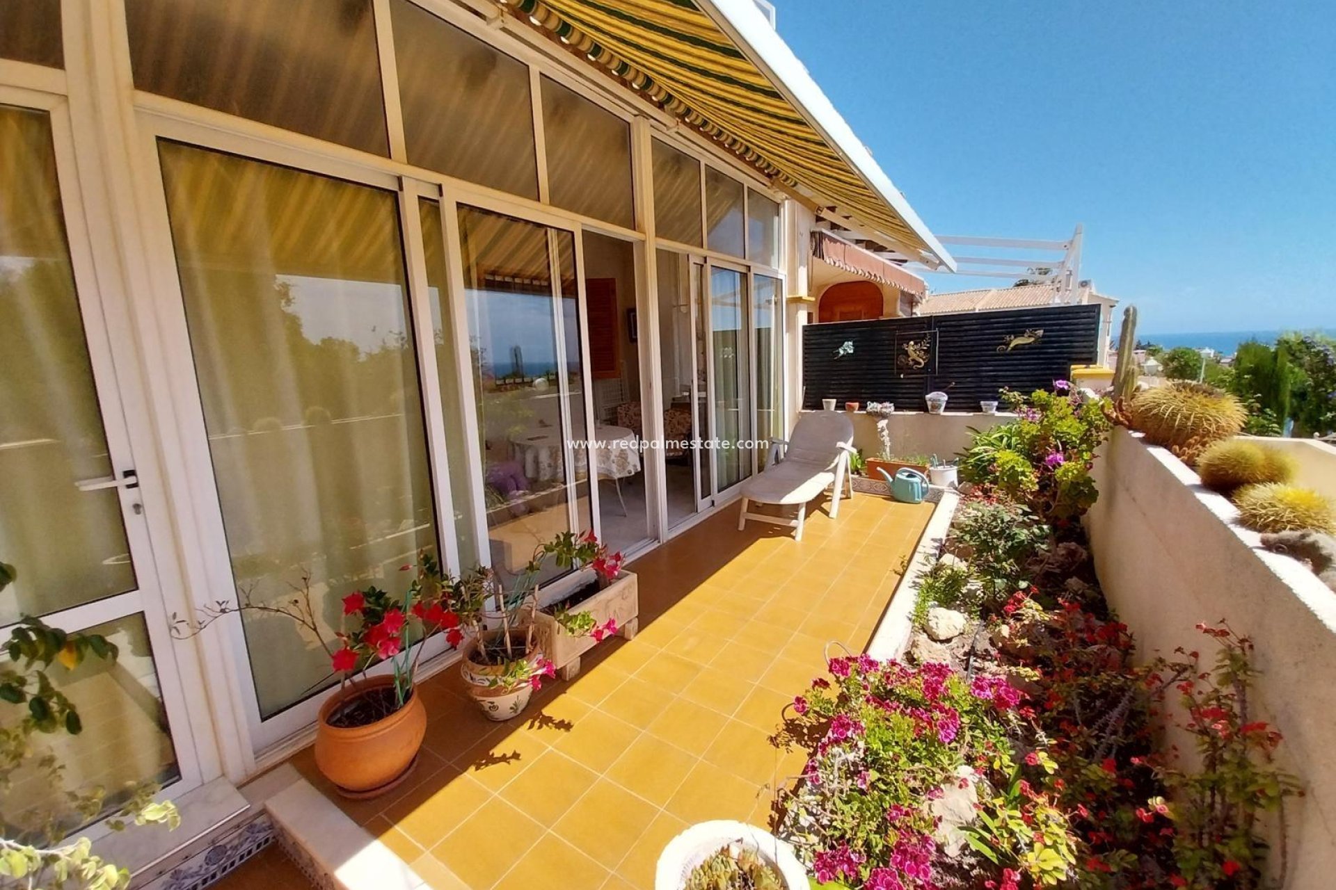 Resale - Bungalow -
Torrevieja - Torreblanca