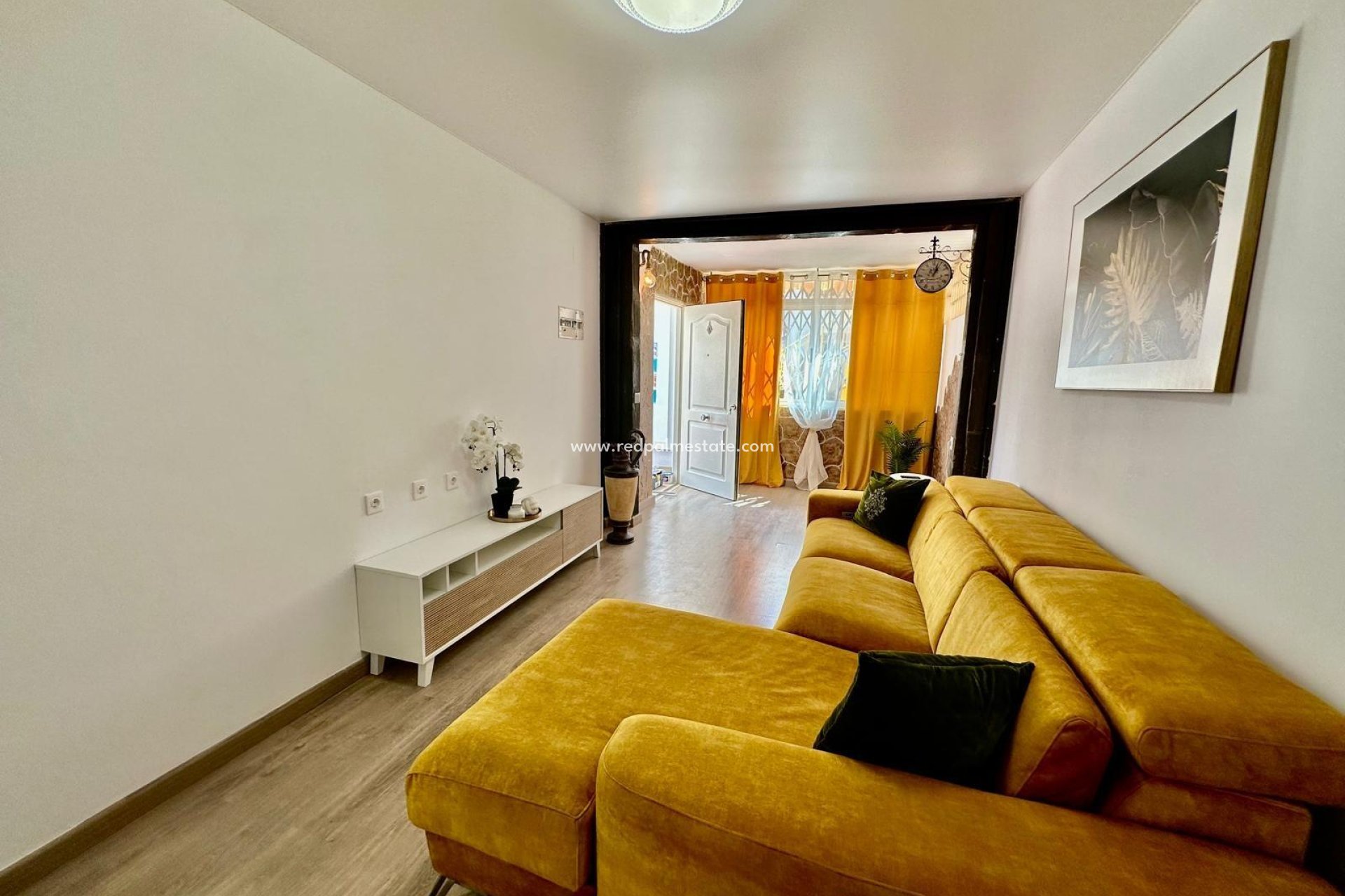 Resale - Bungalow -
Torrevieja - Torreblanca