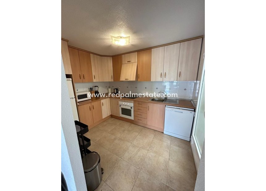 Resale - Bungalow -
Torrevieja - Torreblanca