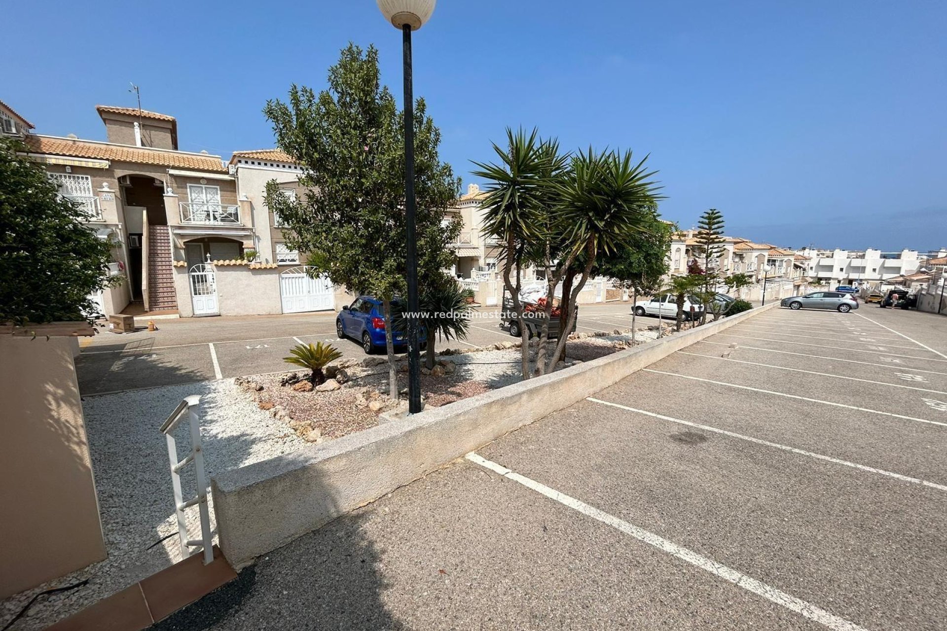 Resale - Bungalow -
Torrevieja - Torreblanca