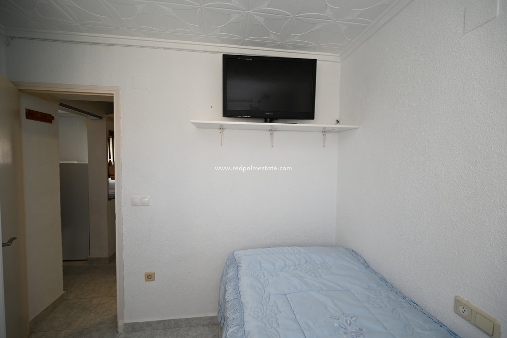 Resale - Bungalow -
Torrevieja