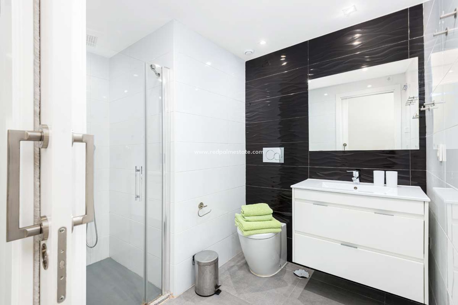 Resale - Bungalow -
Torrevieja