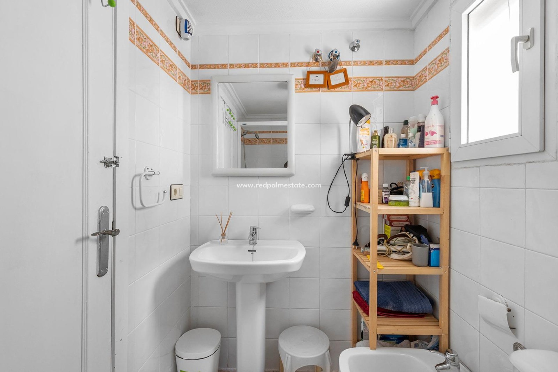 Resale - Bungalow -
Torrevieja