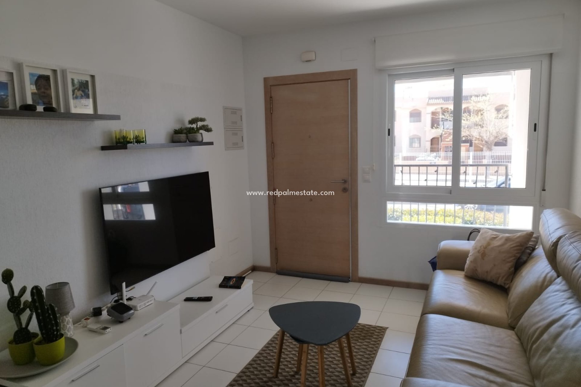 Resale - Bungalow -
Torrevieja