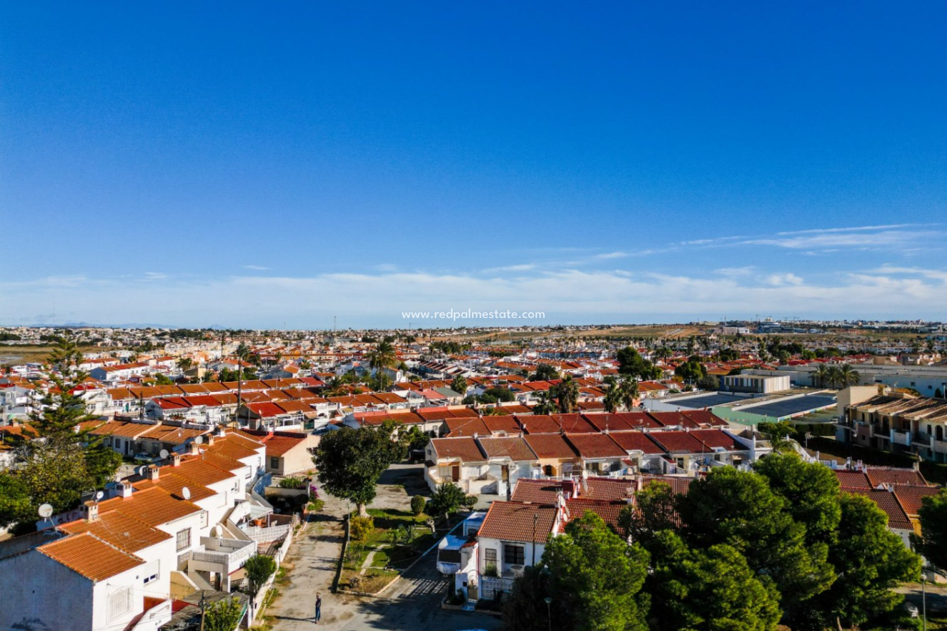 Resale - Bungalow -
Torrevieja