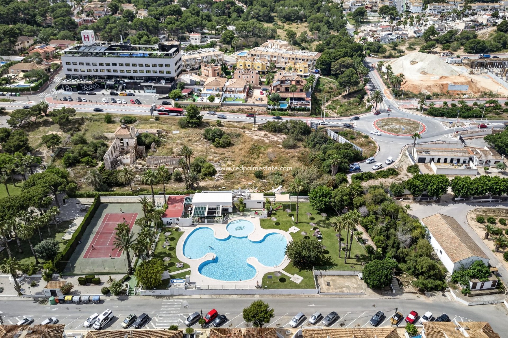 Resale - Bungalow -
Torrevieja