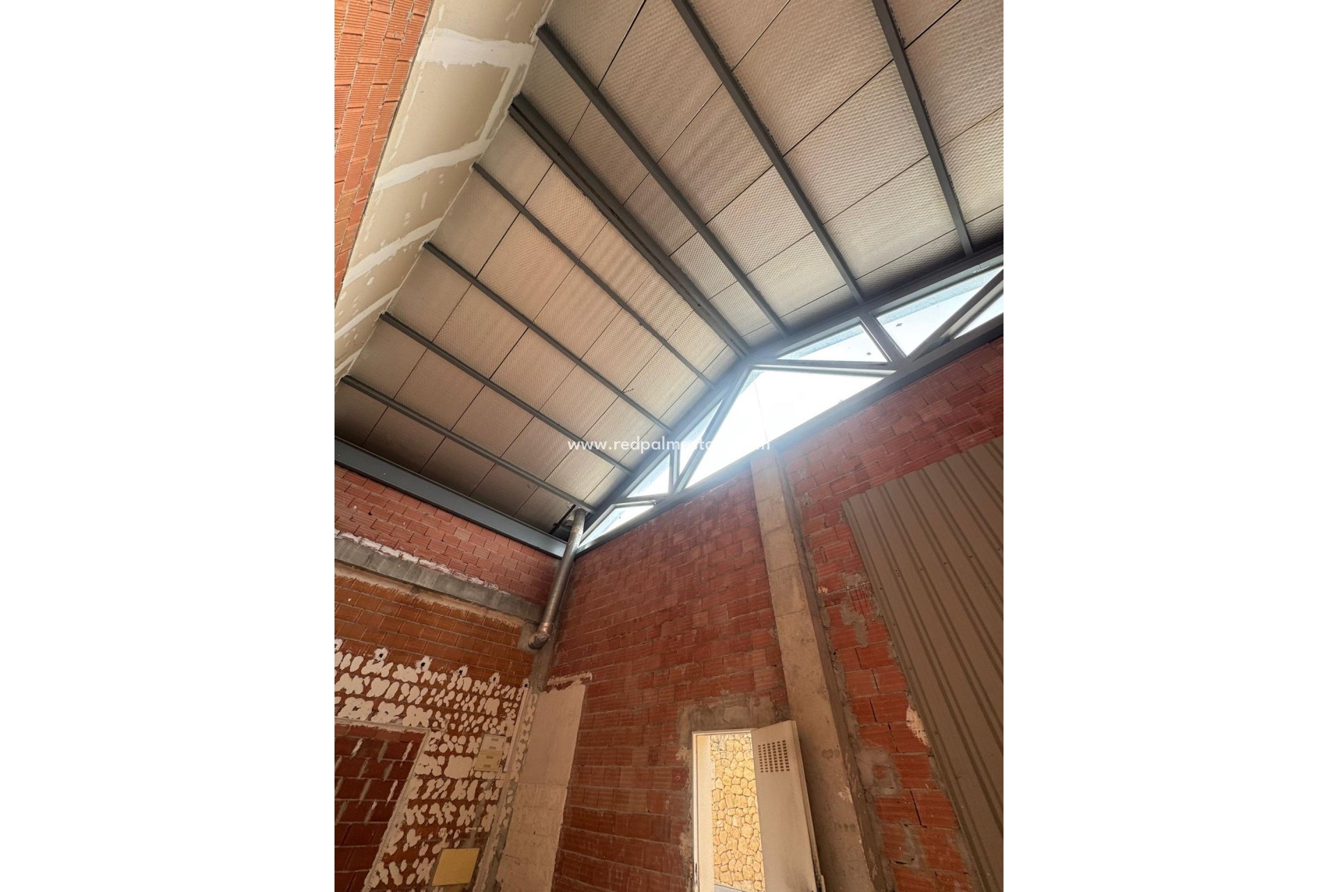 Resale - Business -
Algorfa - La Finca Resort