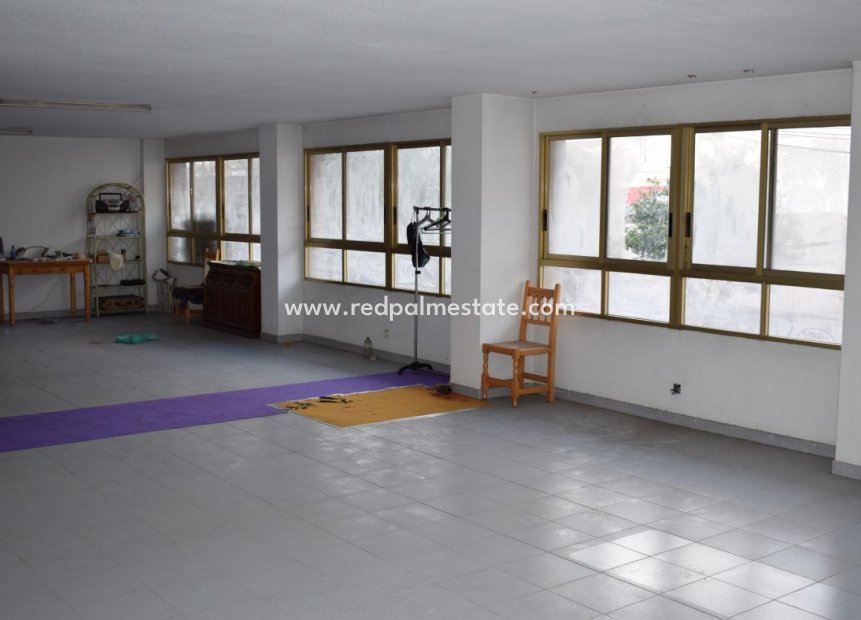 Resale - Business -
Alicante