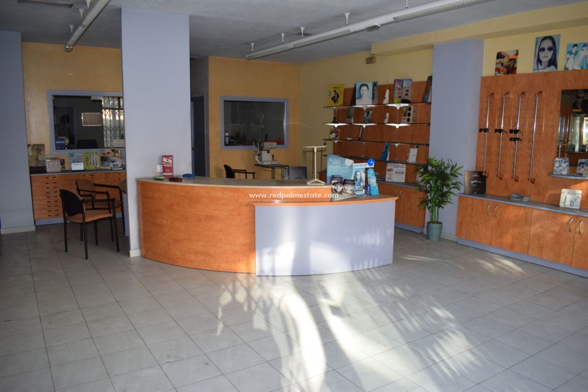 Resale - Business -
Alicante